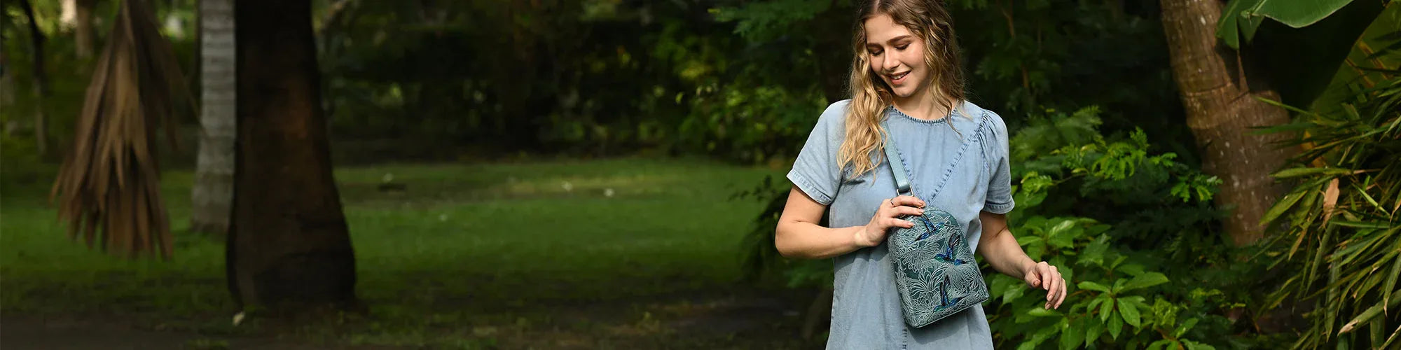 Gifts for the Traveler - Anuschka