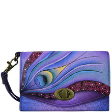 Load image into Gallery viewer, Dreamy Peacock Dewberry Vintage Wristlet Clutch - 1863
