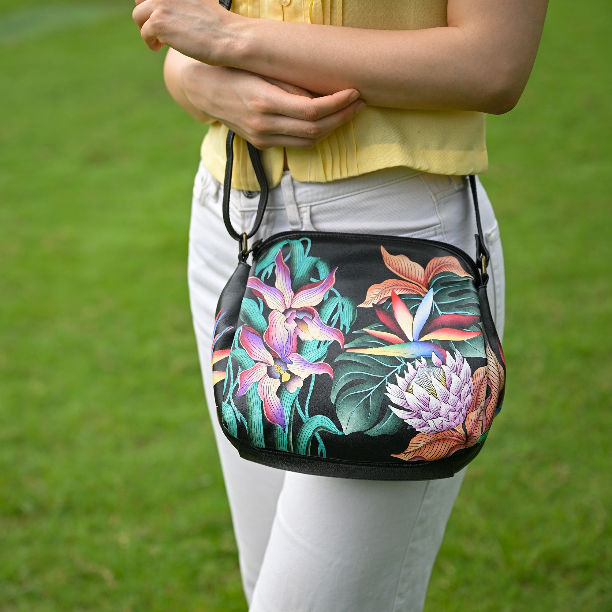 Multi Compartment Medium Bag - 691