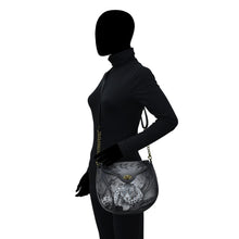 Load image into Gallery viewer, Sling Flap Bag - 8391
