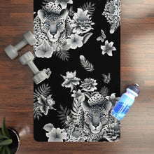 Load image into Gallery viewer, Cleopatra&#39;s Leopard Rubber Yoga Mat

