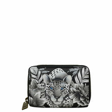 Load image into Gallery viewer, Cleopatra&#39;s Leopard Accordion Style Credit And Business Card Holder - 1110
