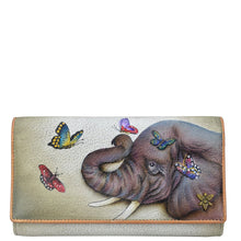 Load image into Gallery viewer, Gentle Giant Three Fold Wallet - 1150
