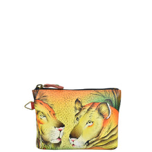 Load image into Gallery viewer, Lion In Love Coin pouch - 1824
