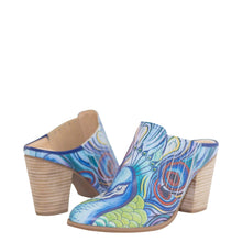 Load image into Gallery viewer, Jeweled Plume MIRA PRINTED LEATHER WESTERN MULE - 4213
