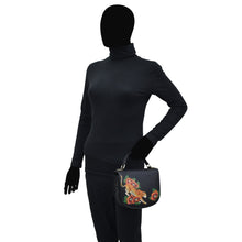 Load image into Gallery viewer, Flap Crossbody - 694
