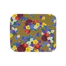 Load image into Gallery viewer, Dreamy Floral Sherpa Blanket
