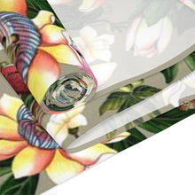 Load image into Gallery viewer, Floral Passion Table Runner
